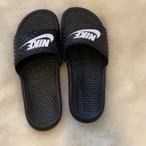 Nike slides